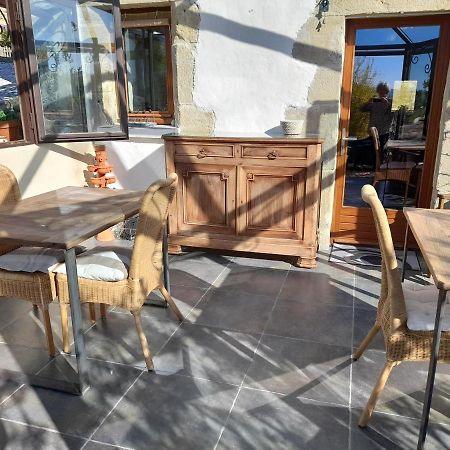 Les Hotes Du Lac, Chambres Et Tables D'Hotes Mandailles  エクステリア 写真