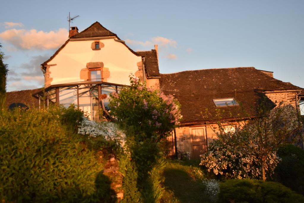 Les Hotes Du Lac, Chambres Et Tables D'Hotes Mandailles  エクステリア 写真